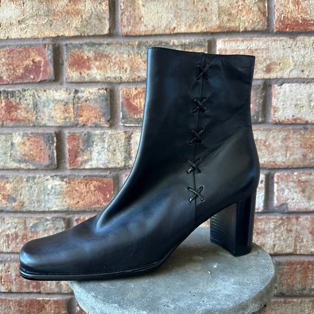 Black Leather Square Toe Block Heel Ankle Boots Size 10M Witchy 90s Classy